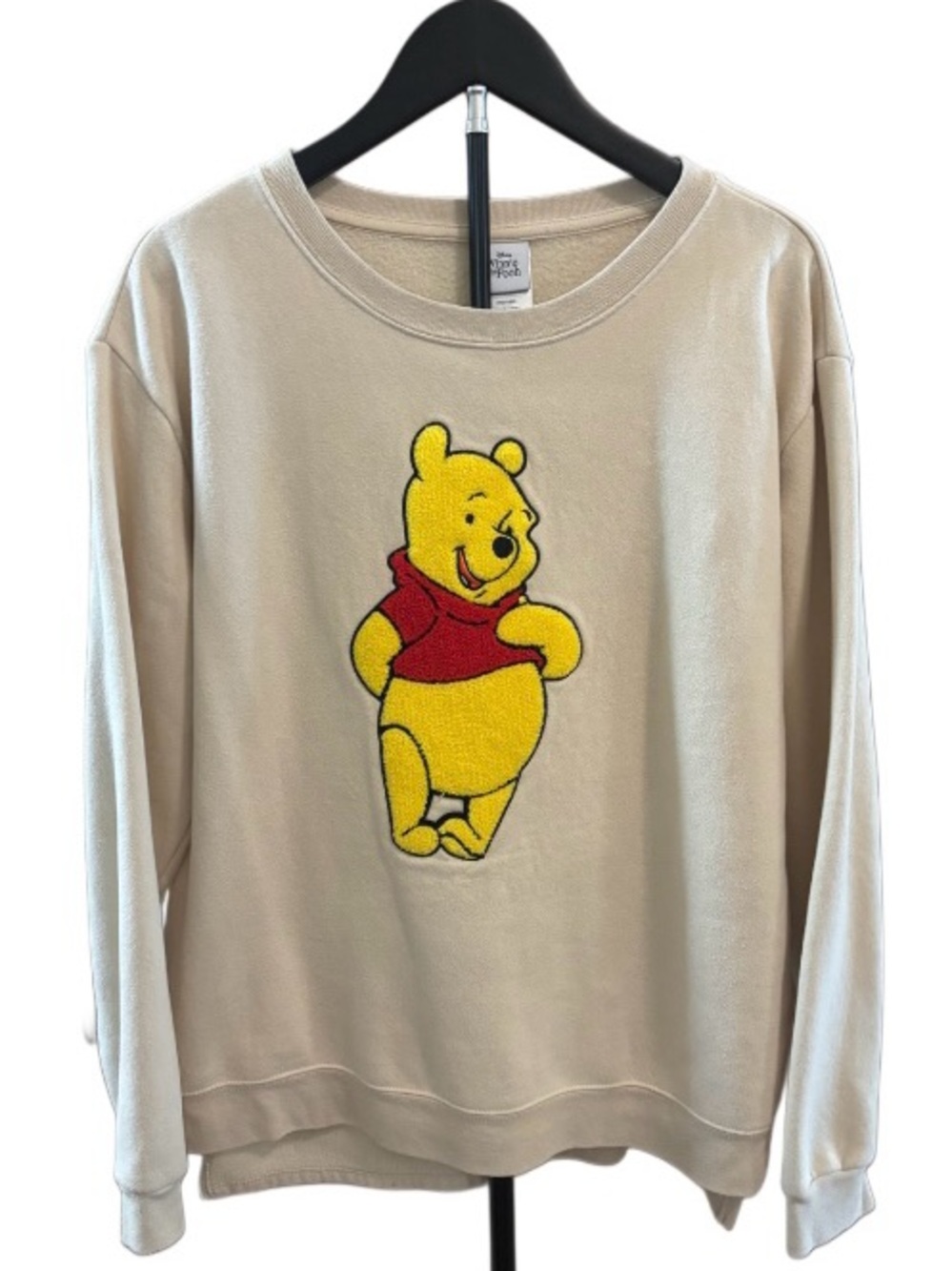 Disney Winnie the Pooh Ivory Crewneck Embroidered Sweatshirt Woman’s XL EUC